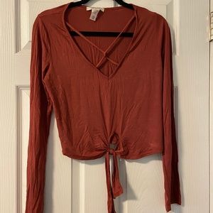 💚Red Tie-Front Long Sleeve Tee